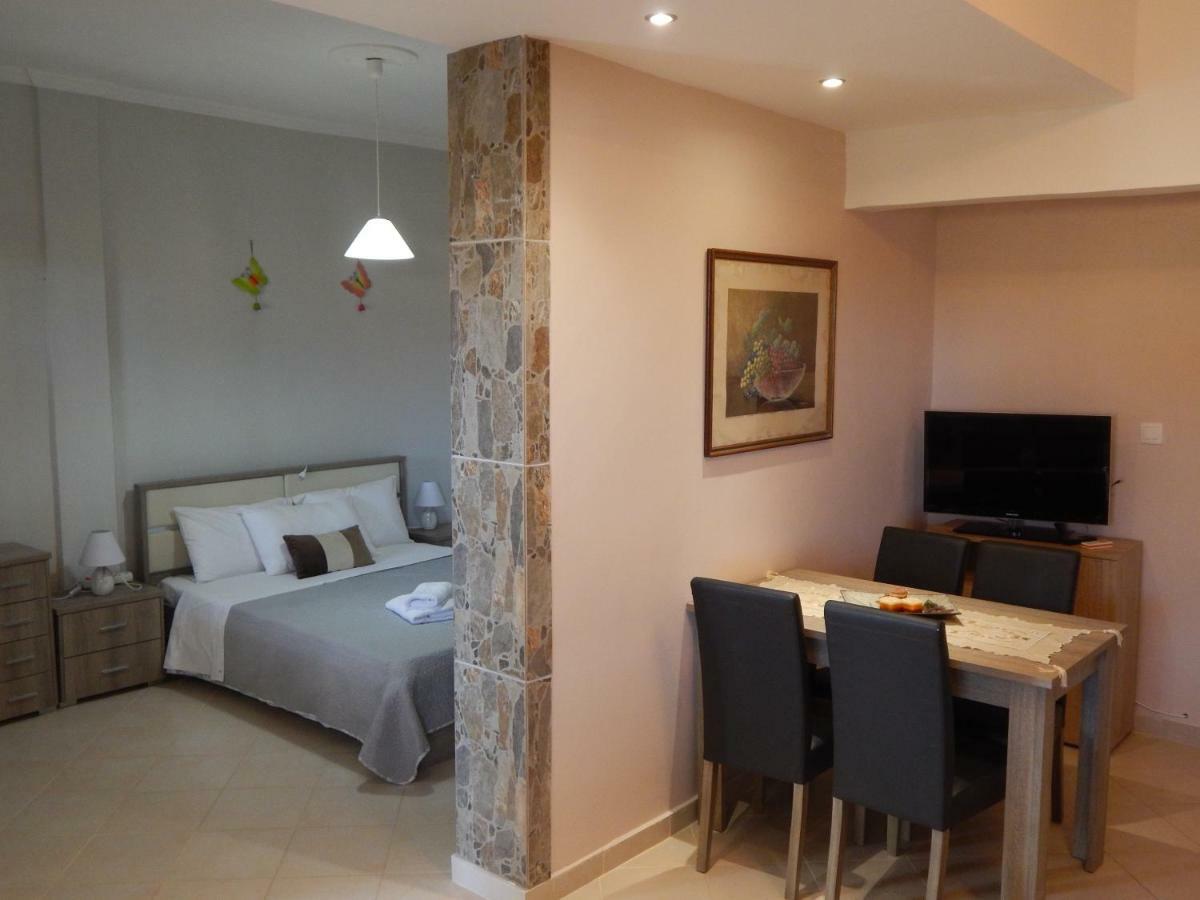 Peters Apartment Corfu (city) Екстериор снимка